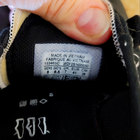 Converse Crimson Canvas Ox Men's Black/White Light Used With Box - Picture 10 of 13